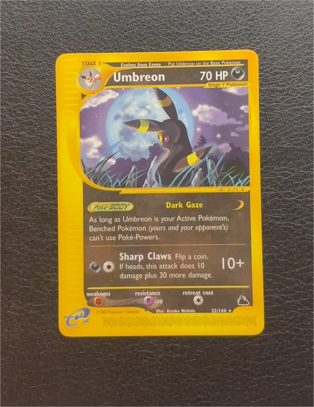 2003 Pokémon Skyridge #32 Umbreon — front