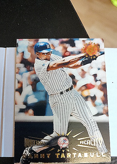 1992 Upper Deck #330 Danny Tartabull — front
