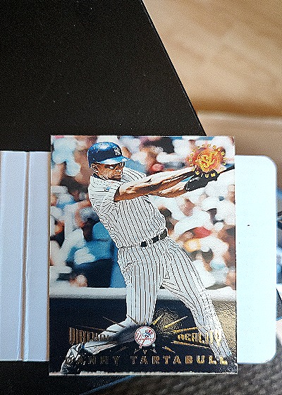 1991 Upper Deck #7 Darryl Strawberry — front