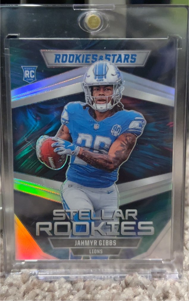2023 Panini Rookies & Stars #SR-4 Jahmyr Gibbs Stellar Rookies — front