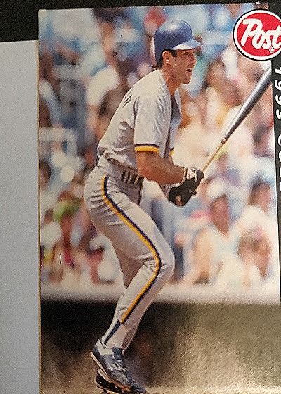 1993 Post #16 Paul Molitor — front