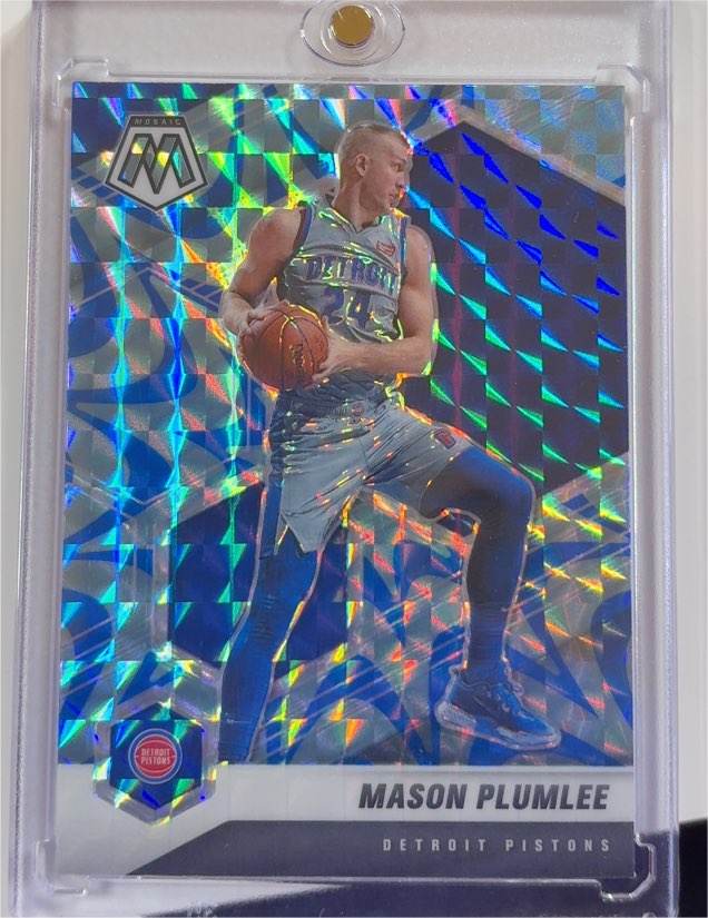 2020-21 Panini Mosaic #118 Mason Plumlee Mosaic Fast Break Silver Pistons — front