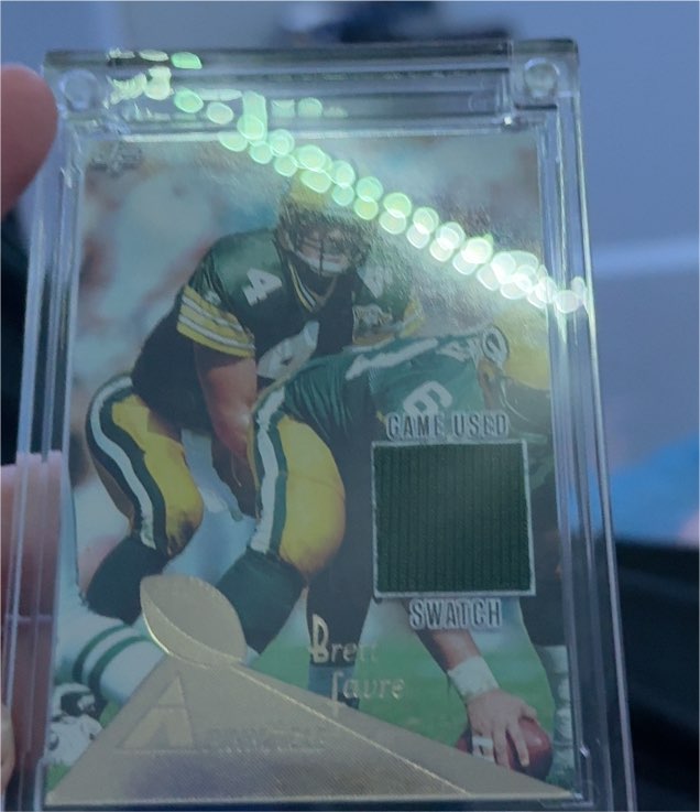 1994 Fleer Metal Brett Favre Jersey Fusion Game Used Swatch — front