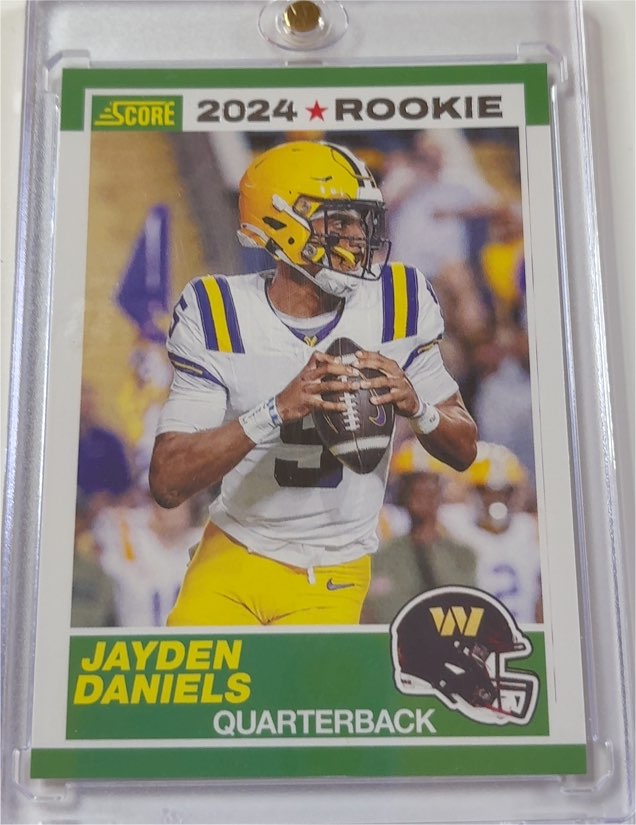 2024 Score 35th Anniversary Rookie #2 Jayden Daniels — front