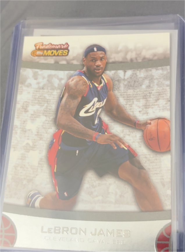 2007-08 Topps Trademark Moves #23 LeBron James — front
