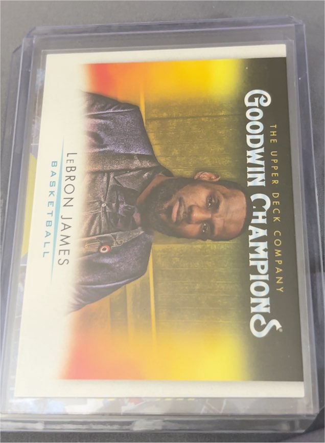 2021 Upper Deck Goodwin Champions #100 LeBron James — front