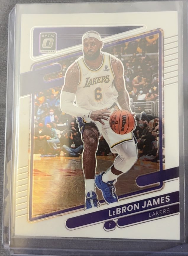 2021-22 Panini Donruss Optic #41 LeBron James — front