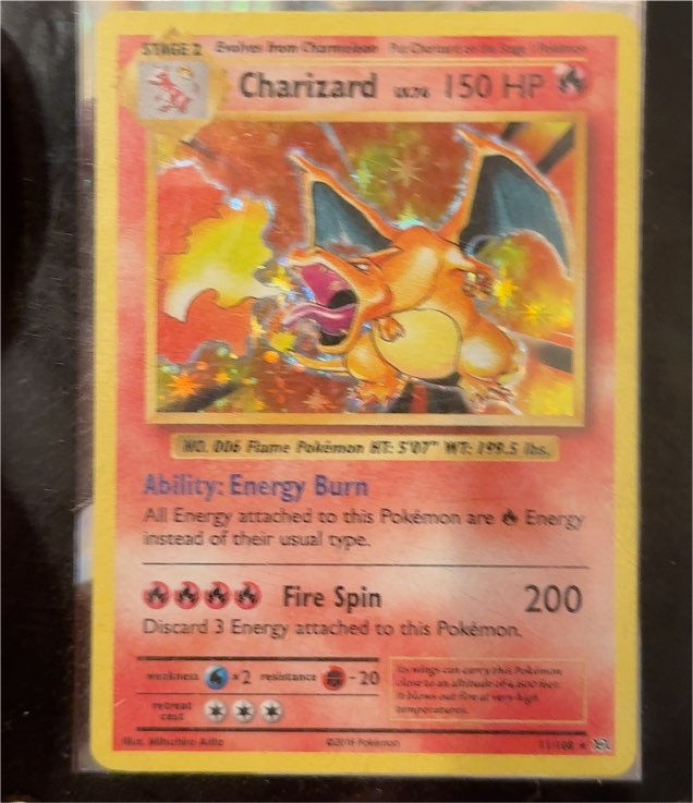 2016 Pokémon XY Evolutions #11 Charizard — front