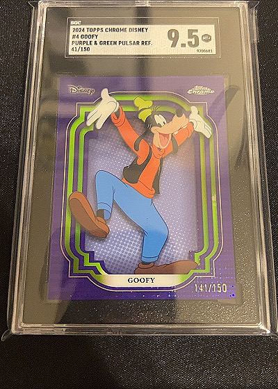 2024 Topps Chrome Disney #4 Goofy — front