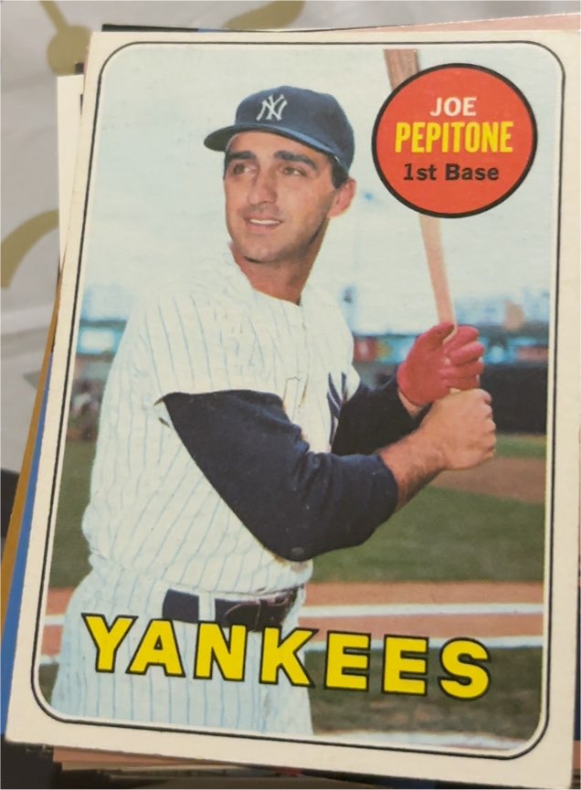 1969 Topps #589 Joe Pepitone — front