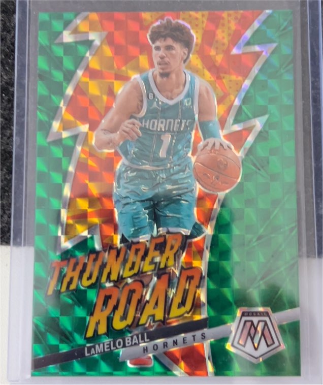 2022-23 Panini Mosaic Thunder Road #16 LaMelo Ball — front