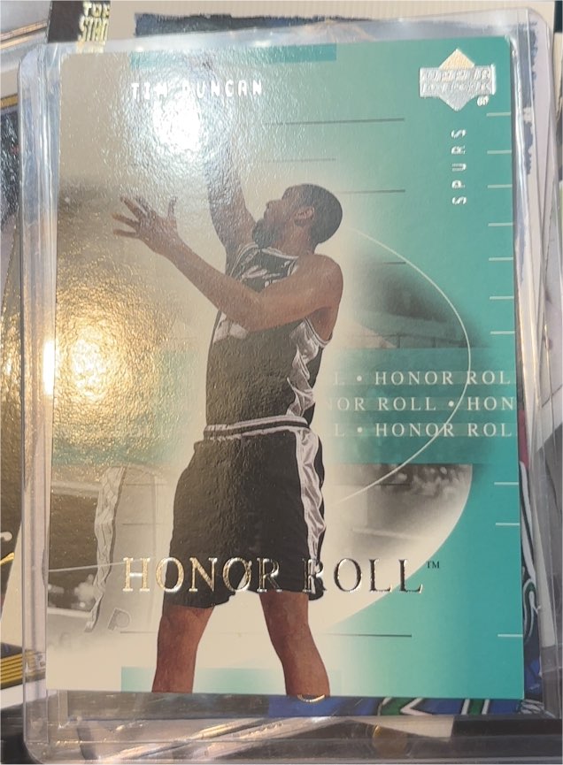 2001-02 Upper Deck Honor Roll #77 Tim Duncan — front