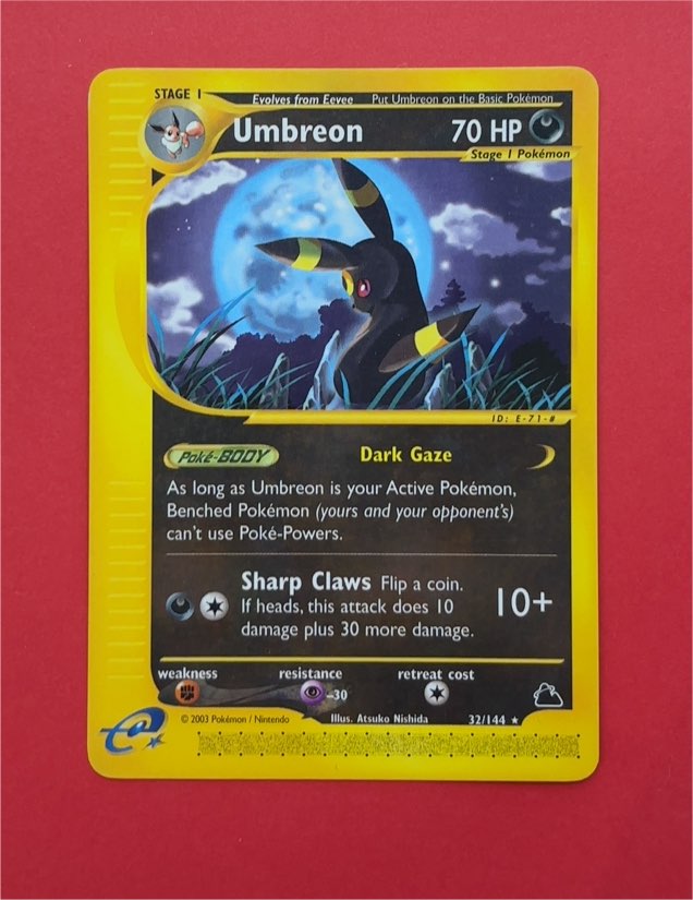 2003 Pokémon Skyridge #32 Umbreon — front