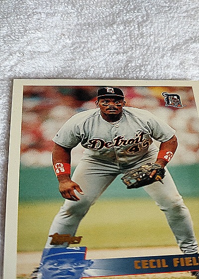 1996 Topps #393 Cecil Fielder — front