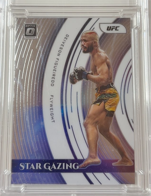 2022 Donruss Optic UFC Star Gazing #19 Deiveson Figueiredo — front