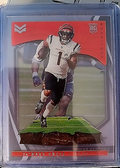2021 Panini Chronicles Magnitude #MAG-5 Ja'Marr Chase — front