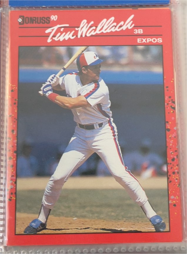 1990 Donruss #220 Tim Wallach — front