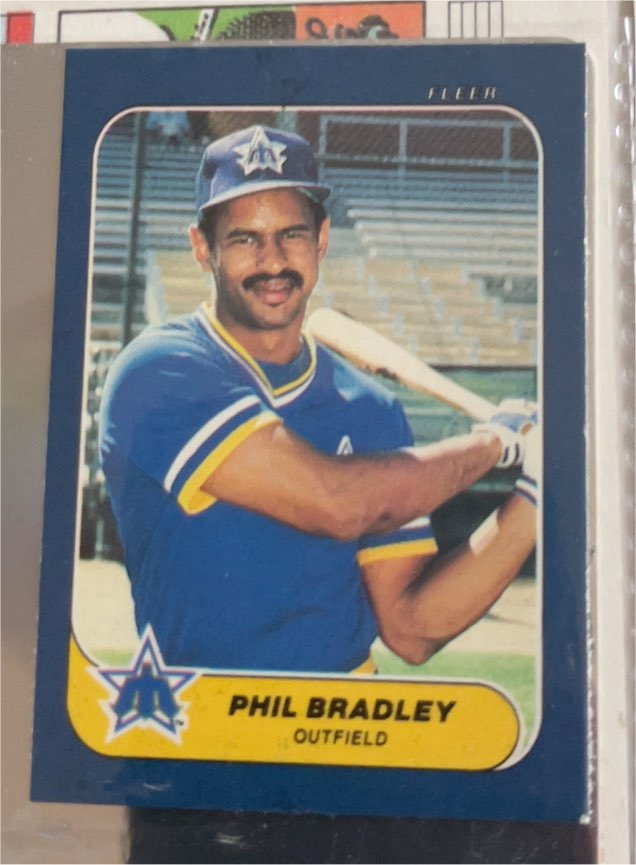 1986 Fleer #461 Phil Bradley — front