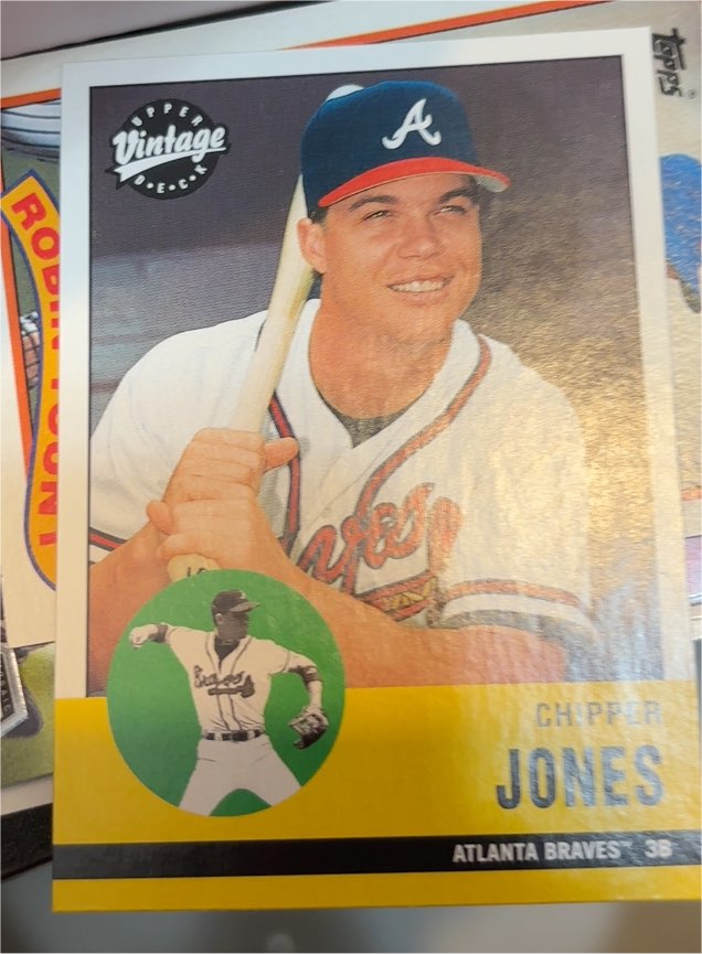 2001 Upper Deck Vintage #176 Chipper Jones — front
