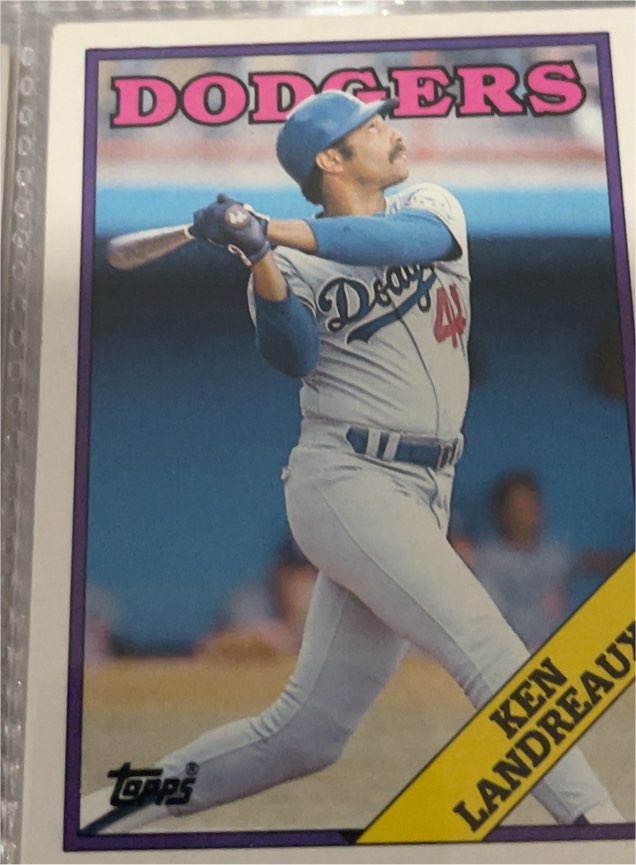 1988 Topps #607 Ken Landreaux — front