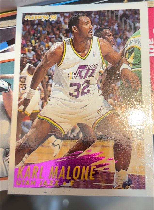 1994-95 Fleer #224 Karl Malone — front