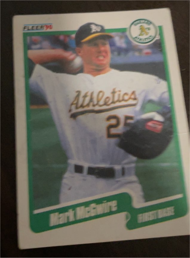 1990 Fleer #15 Mark McGwire — front