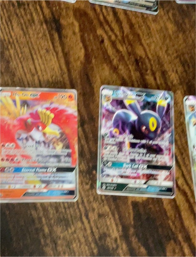 2017 Pokémon Sun & Moon #80 Umbreon GX — front