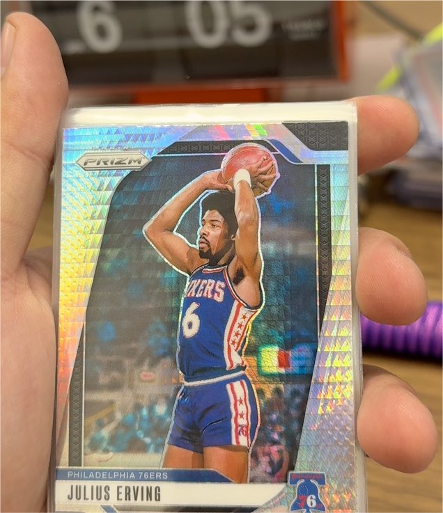 2024-25 Panini Prizm - Legends Julius Erving #292 — front