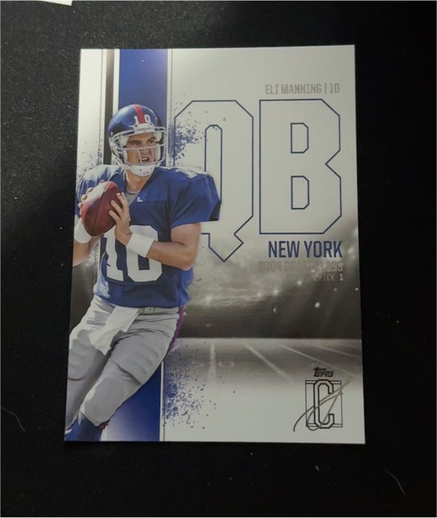 2024 Topps Signature Class #36 Eli Manning — front