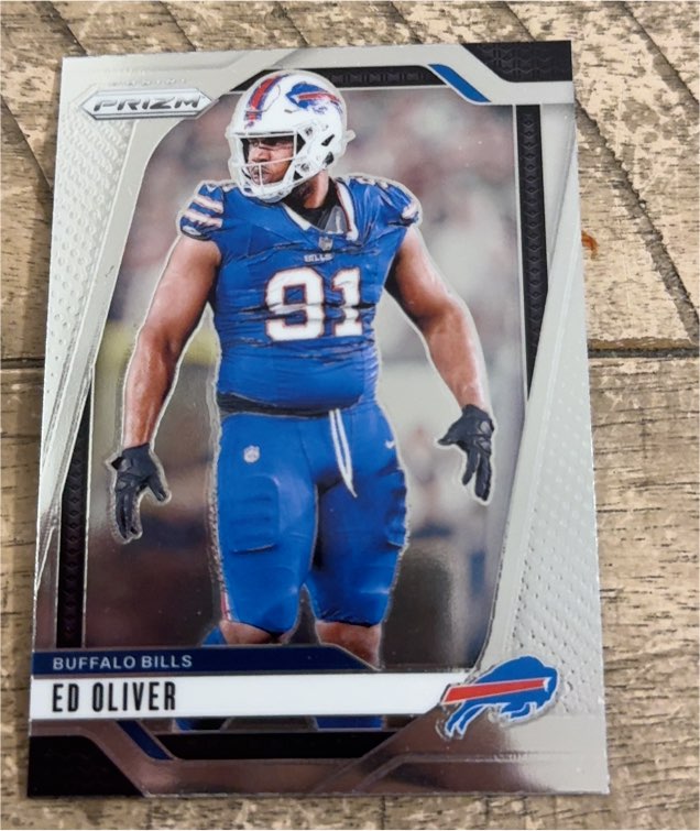2024 Panini Prizm #32 Ed Oliver — front