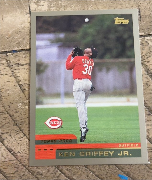 2000 Topps #400 Ken Griffey Jr. — front