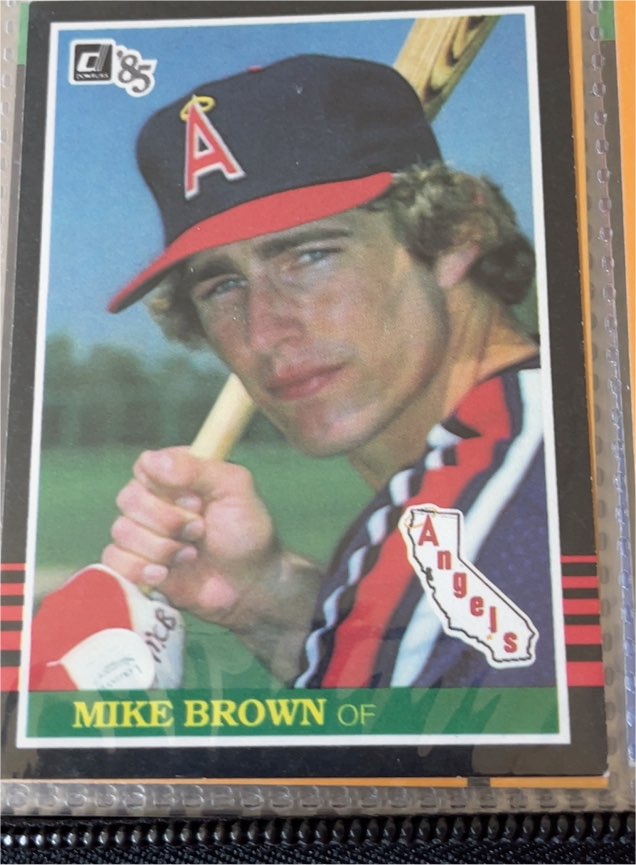 1985 Donruss #207 Mike Brown — front
