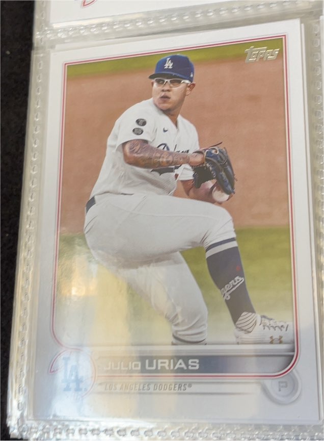 2022 Topps #299 Julio Urias — front
