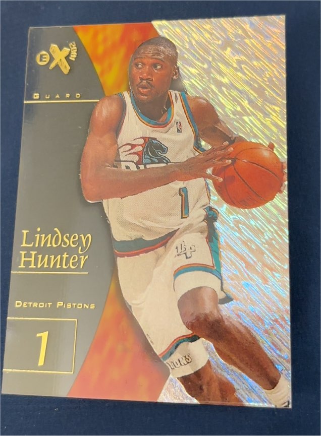 1997-98 Skybox EX 2001 #45 Lindsey Hunter — front