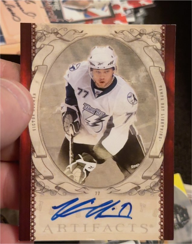 2010-11 Upper Deck Artifacts #AF-VH Victor Hedman — front