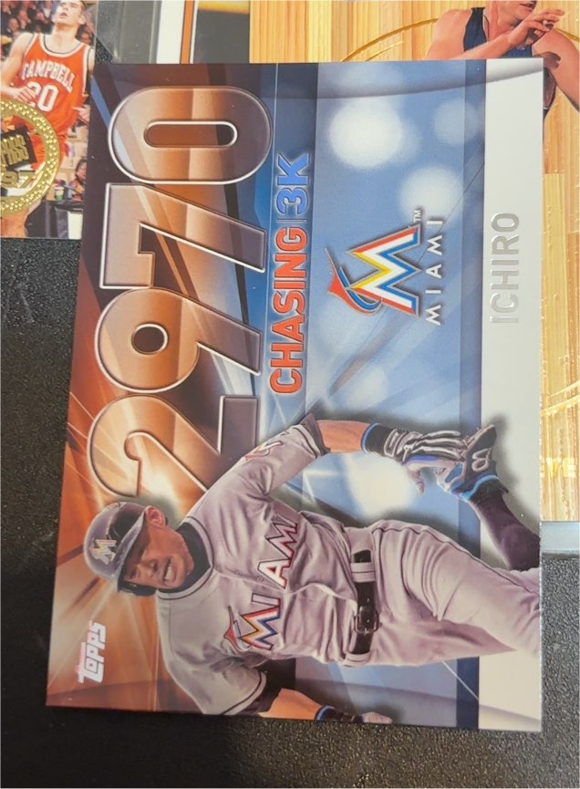 2016 Topps Series 2 Chasing 3000 #3000-30 Ichiro Suzuki — front