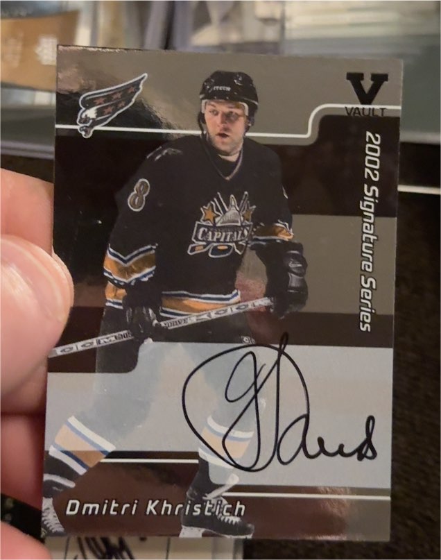 2002 In The Game Signature Series #147 Dmitri Khristich — front