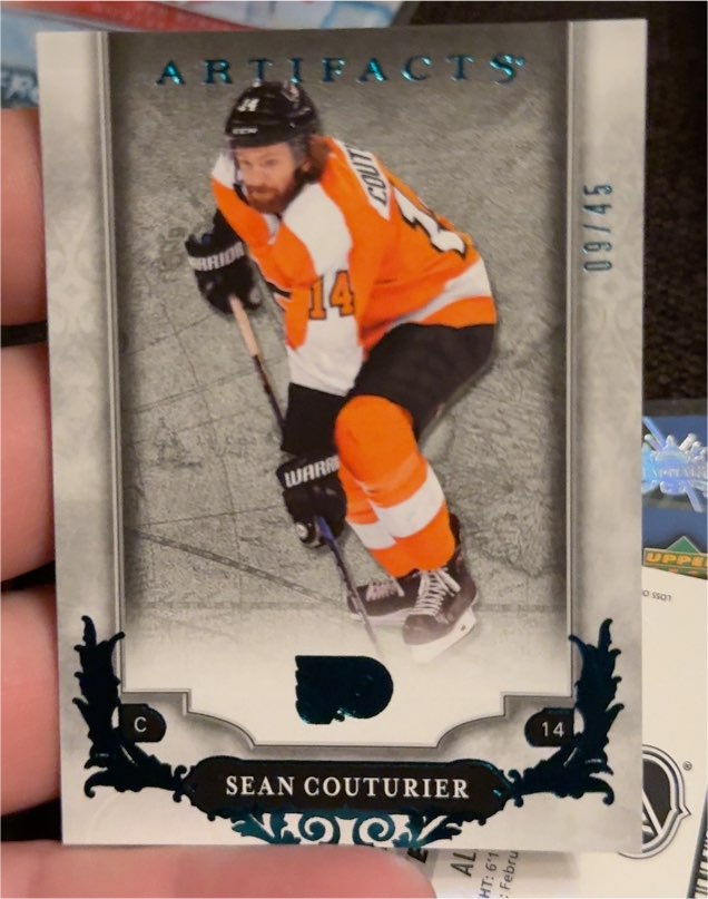 2018-19 Upper Deck Artifacts #14 Sean Couturier — front