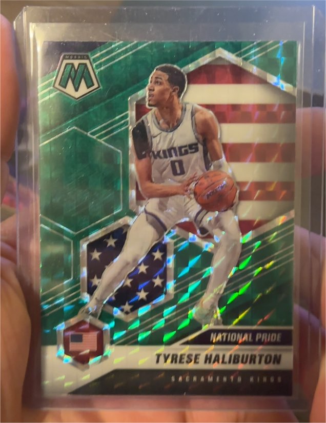 2020-21 Panini Mosaic #258 Tyrese Haliburton National Pride Green Prizm Rookie — front
