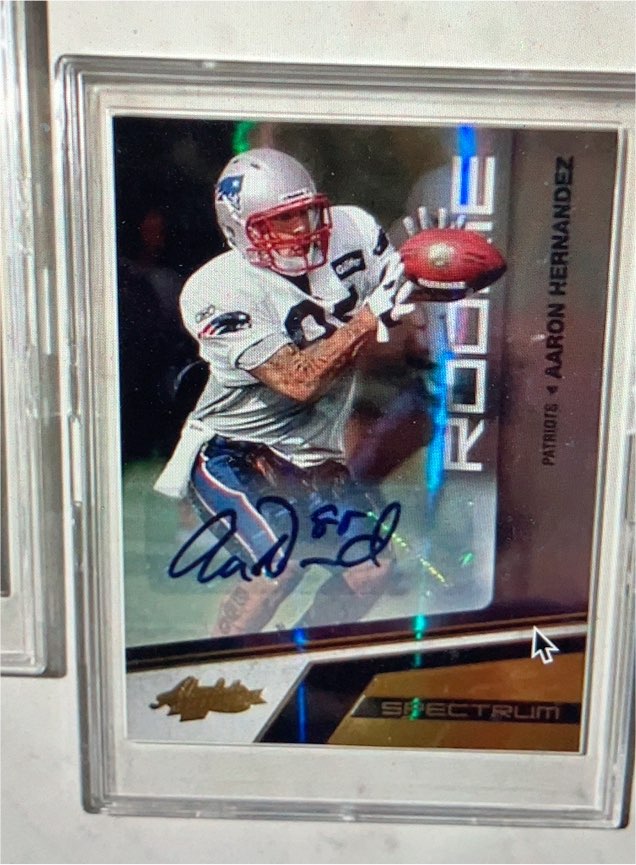 2010 Panini Absolute Spectrum Aaron Hernandez Rookie Autograph — front