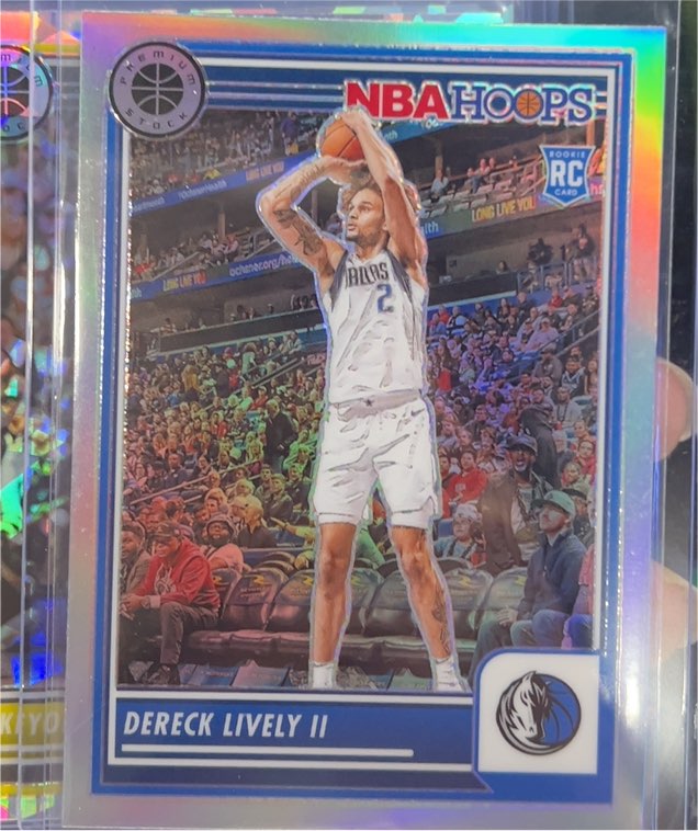2023-24 Panini NBA Hoops Premium Stock #253 Dereck Lively II — front