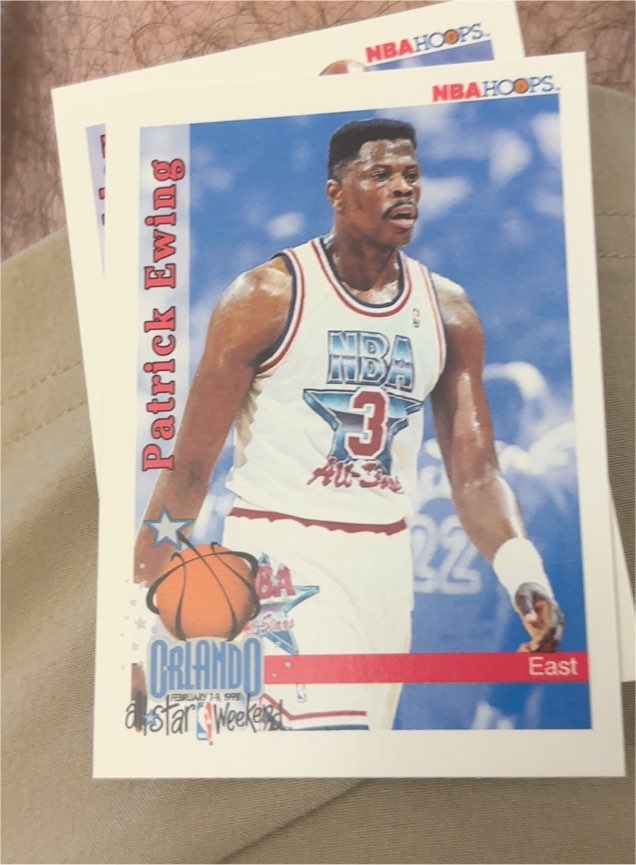 1992-93 NBA Hoops #297 Patrick Ewing — front