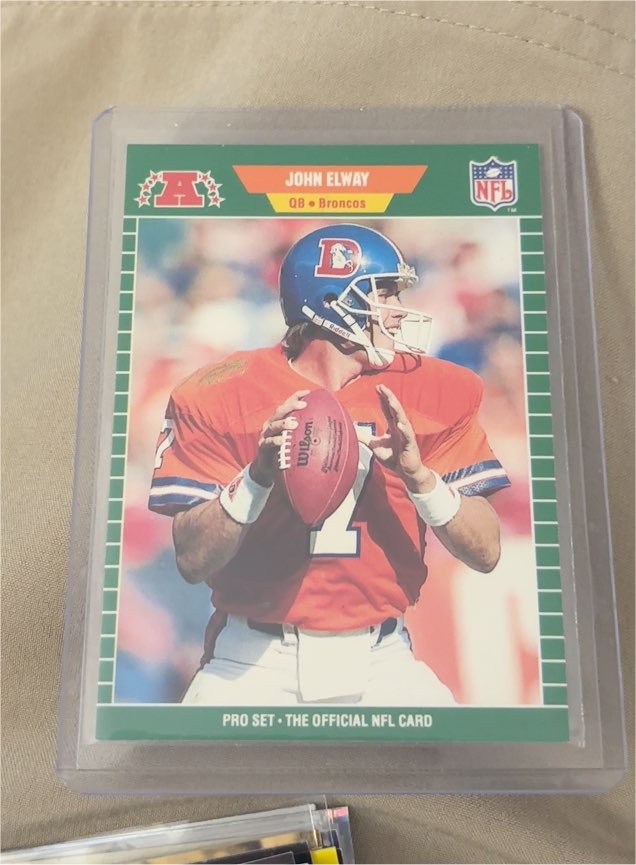 1989 Pro Set #100 John Elway Denver Broncos — front