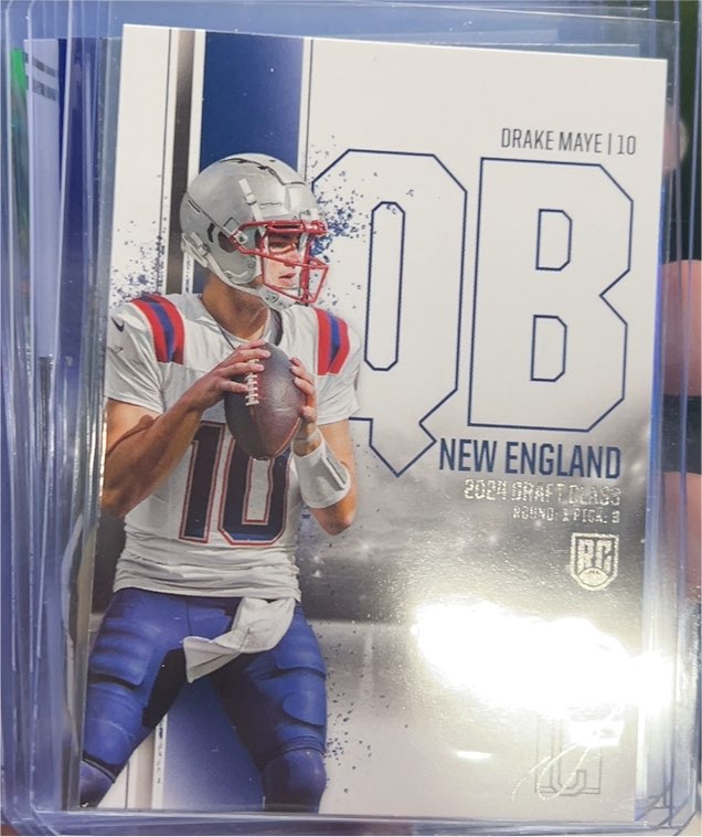 2024 Topps Signature Class #152 Drake Maye — front