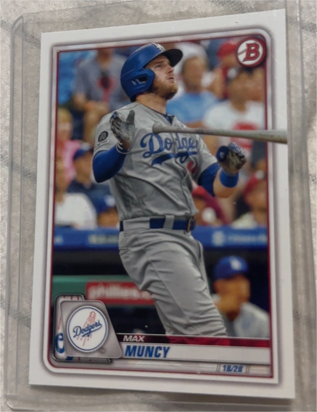 2020 Bowman #9 Max Muncy — front