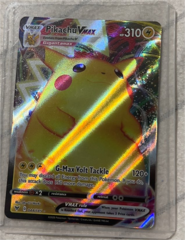 2020 Pokémon TCG Vivid Voltage #044 Pikachu VMAX — front