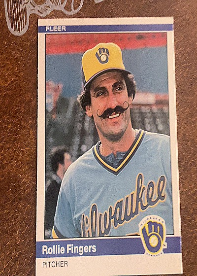 1984 Fleer #199 Rollie Fingers — front