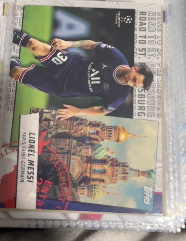 2021-22 Topps UEFA Champions League Road to St Petersburg #RSP-18 Lionel Messi — front