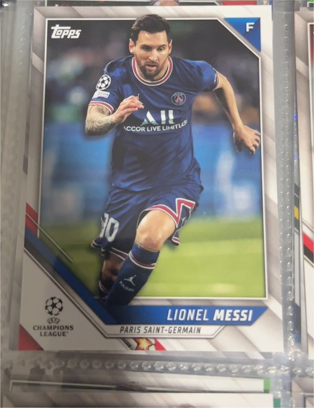 2021-22 Topps UEFA Champions League #10 Lionel Messi — front