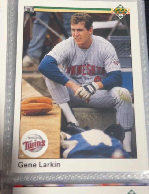 1990 Upper Deck #471 Gene Larkin Minnesota Twins — front